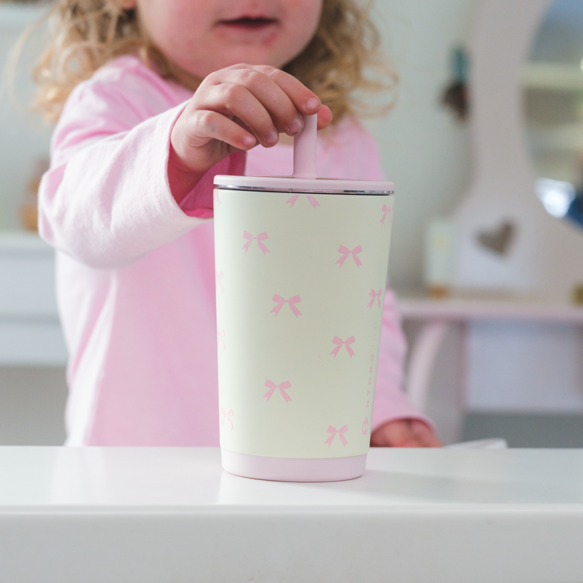 bows-14oz-415ml-o9 EverydayTumbler-Bows-WPI_1.png